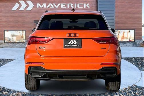 2022 Audi Q3 45 S line Premium Plus