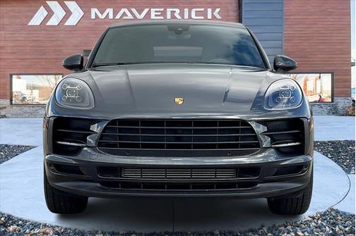 2021 Porsche Macan Base