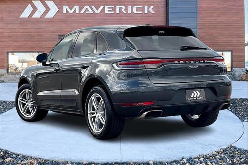 2021 Porsche Macan Base