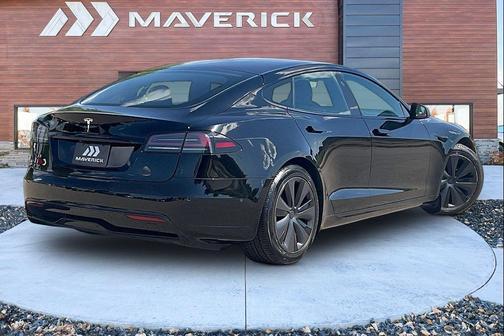Solid Black 2022 Tesla Model S Base