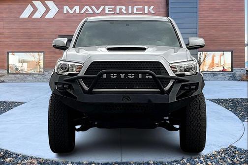 2016 Toyota Tacoma TRD Sport