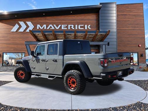 Sting-Gray Clearcoat 2023 Jeep Gladiator Rubicon