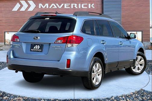 Sky Blue Metallic 2012 Subaru Outback 3.6R Limited