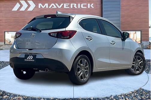 2020 Toyota Yaris Sedan LE