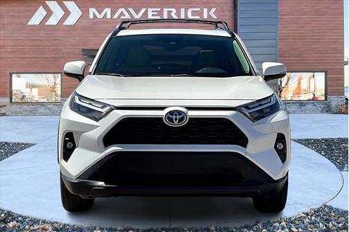 2022 Toyota RAV4 Hybrid XLE Premium