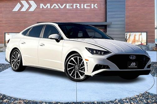 2022 Hyundai SONATA Limited