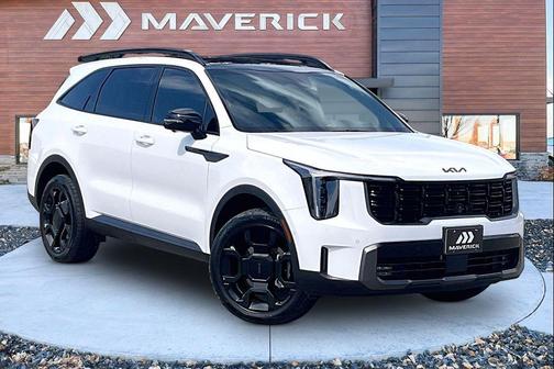 Glacial White Pearl 2025 Kia Sorento SX