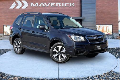 Dark Gray Metallic 2017 Subaru Forester 2.5i