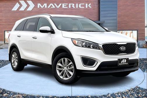 2018 Kia Sorento LX