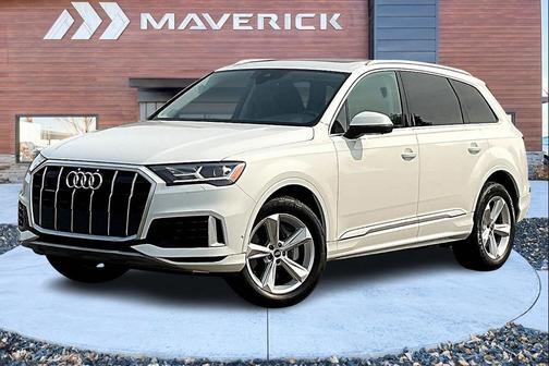 2022 Audi Q7 45 Premium Plus