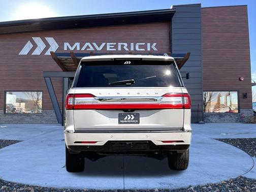 Ceramic Pearl 2020 Lincoln Navigator Reserve