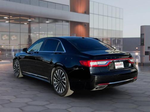 2017 Lincoln Continental Black Label