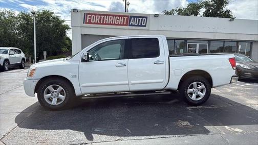 2004 Nissan Titan SE Crew Cab