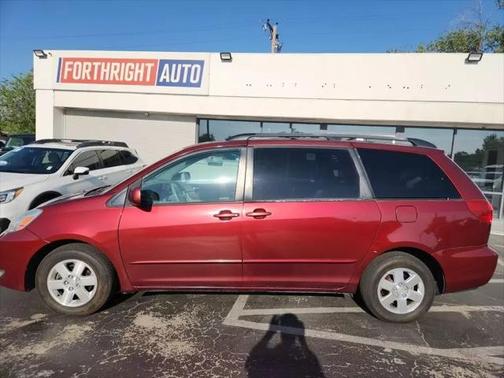 2004 Toyota Sienna XLE Limited