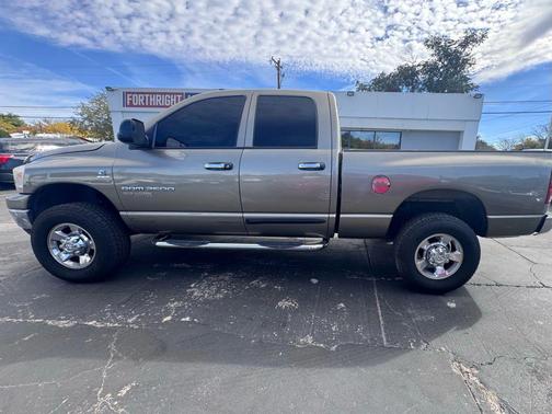 2006 Dodge Ram 2500 SLT Quad Cab