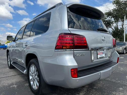2008 Lexus LX 570 Base