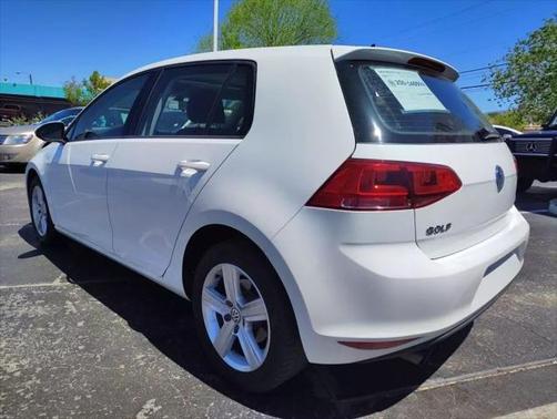 2017 Volkswagen Golf TSI SE 4-Door