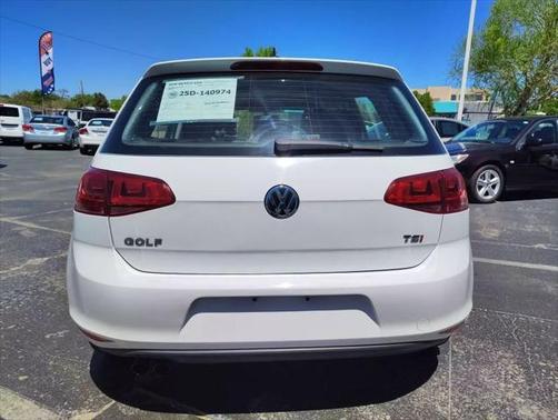 2017 Volkswagen Golf TSI SE 4-Door