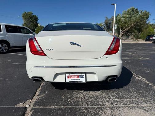 2011 Jaguar XJ L