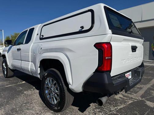 2024 Toyota Tacoma SR