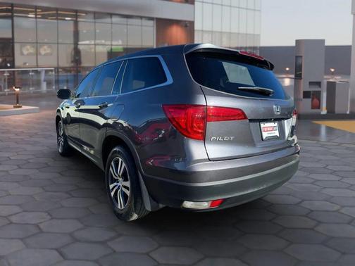 2018 Honda Pilot EX