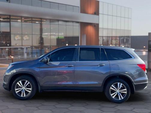 2018 Honda Pilot EX
