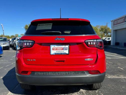 2023 Jeep Compass Latitude Lux