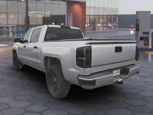 2018 Chevrolet Silverado 1500 Custom
