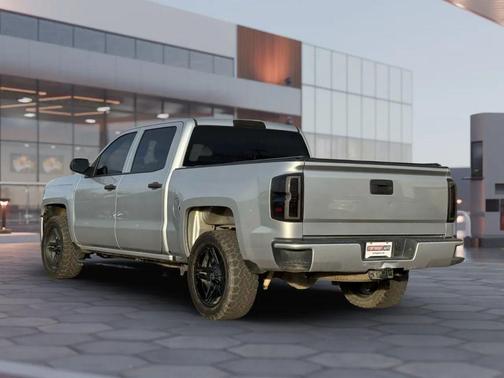 2018 Chevrolet Silverado 1500 Custom