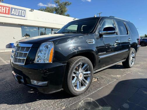 2014 Cadillac Escalade Platinum Edition