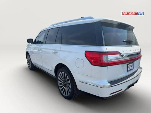 White Platinum Metallic Tri-Coat 2019 Lincoln Navigator Reserve