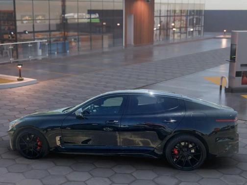 2021 Kia Stinger GT2