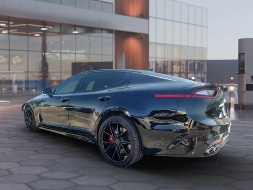 2021 Kia Stinger GT2