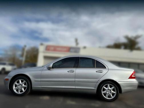 2001 Mercedes-Benz C-Class C 240 Sedan 4D