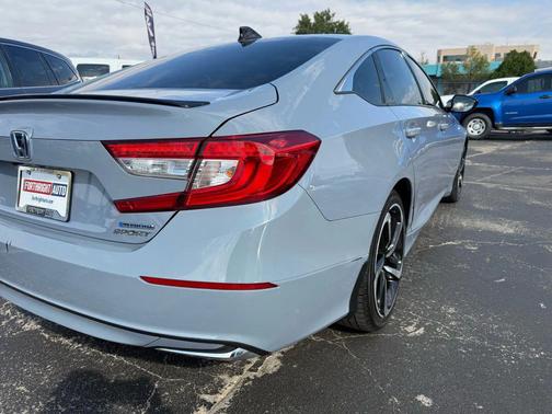 2022 Honda Accord Hybrid Base
