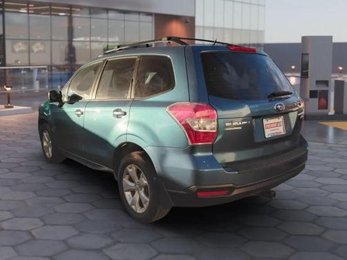 2015 Subaru Forester 2.5i