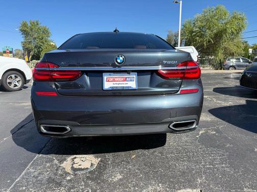 2017 BMW 750 i xDrive