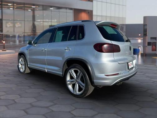 2016 Volkswagen Tiguan R-Line