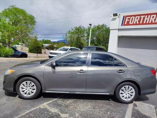 2014 Toyota Camry Hybrid LE