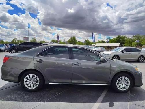 2014 Toyota Camry Hybrid LE