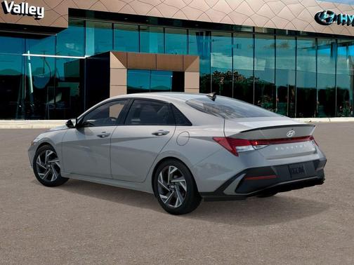 2025 Hyundai ELANTRA HEV SEL Sport