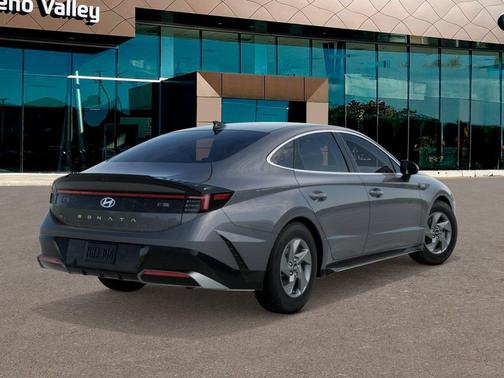 2025 Hyundai SONATA SE