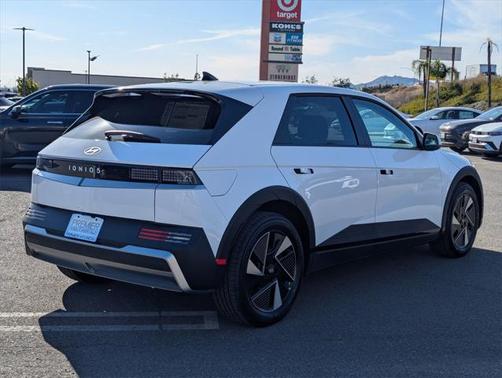 2025 Hyundai IONIQ 5 SE