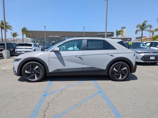 2025 Hyundai IONIQ 5 SE