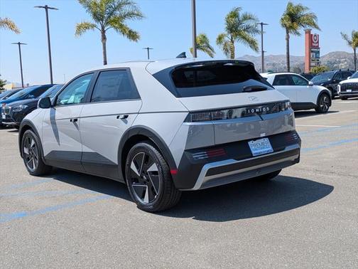 2025 Hyundai IONIQ 5 SE