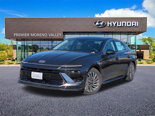 2025 Hyundai SONATA Hybrid Limited