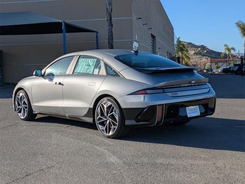 2025 Hyundai IONIQ 6 SEL