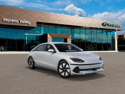 2025 Hyundai IONIQ 6 SE