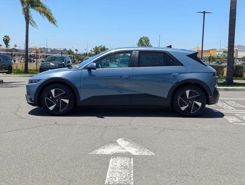 2025 Hyundai IONIQ 5 SE
