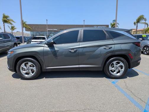 2022 Hyundai TUCSON SE